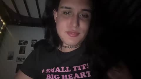 Aria online show from November 2025 07:42:02 AM