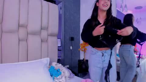 Welcome to Ari room online show from May 2026 08:32:01 PM