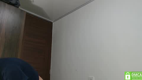 Ari Bunnie  online show from March 2026 06:21:01 AM