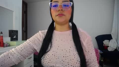 daniella online show from October 2025 02:45:01 AM