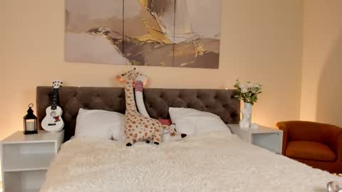 Snapshot of ariella_sol chatting on October 2025 01:13:01 AM Ariella GTM3 Tue Wed Thu Fri Sat 0400 am-1030pm online show from October 2025 01:13:01 AM