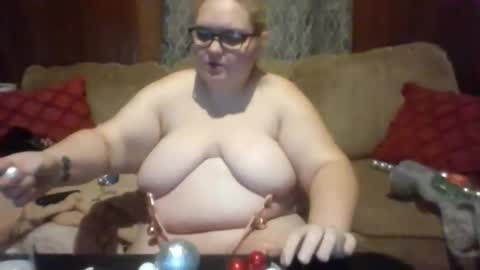 Snapshot of ariellejade06 chatting on December 2024 02:09:01 AM ariellejade06 online show from December 2024 02:09:01 AM