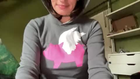 ariel  colin when hes here online show from January 2026 07:28:02 PM