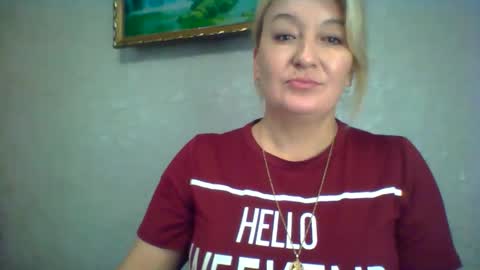 Snapshot of arielxloveresss chatting on October 2025 07:08:01 AM ArielXLoveresss online show from October 2025 07:08:01 AM