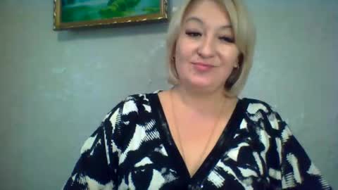 Snapshot of arielxloveresss chatting on October 2025 08:05:02 AM ArielXLoveresss online show from October 2025 08:05:02 AM