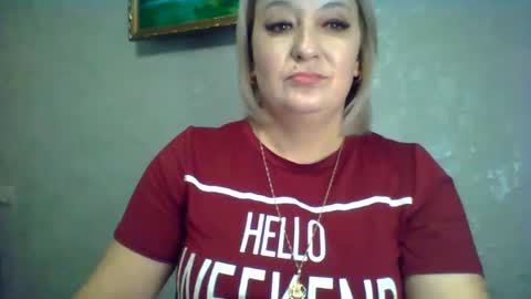 Snapshot of arielxloveresss chatting on November 2025 08:17:01 AM ArielXLoveresss online show from November 2025 08:17:01 AM
