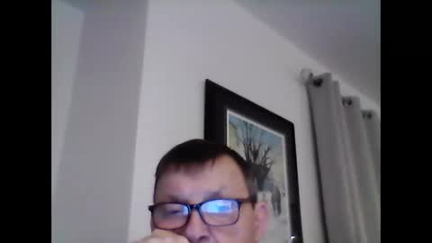 Snapshot of ariens chatting on December 2024 01:14:01 AM ariens online show from December 2024 01:14:01 AM