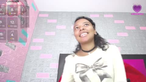 Snapshot of arietta_ chatting on December 2024 07:22:01 PM ARIETTA online show from December 2024 07:22:01 PM
