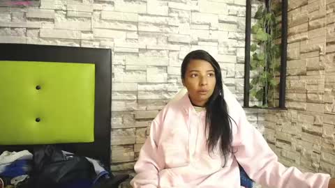 Snapshot of arietta_ chatting on March 2025 12:23:01 PM ARIETTA online show from March 2025 12:23:01 PM