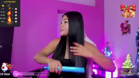 Ari Gomez online show from December 2024 02:00:01 PM