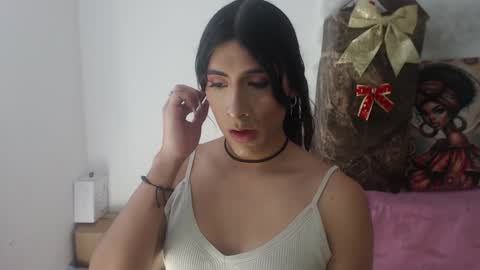 Snapshot of arii_scorpion chatting on January 2025 05:35:01 PM Ariana Forero ---- independet model online show from January 2025 05:35:01 PM