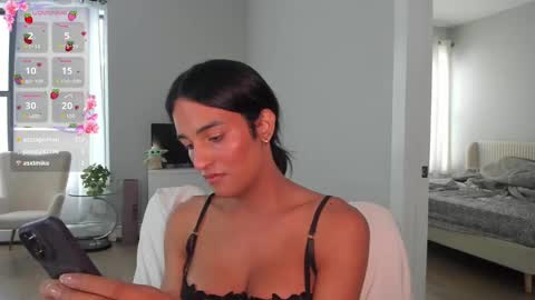 Aria online show from September 2025 05:36:01 PM