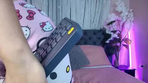 Ariia sweett online show from March 2026 03:56:01 AM