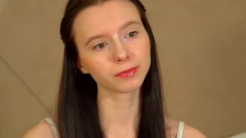 Arinakubrick online show from April 2026 04:35:01 PM