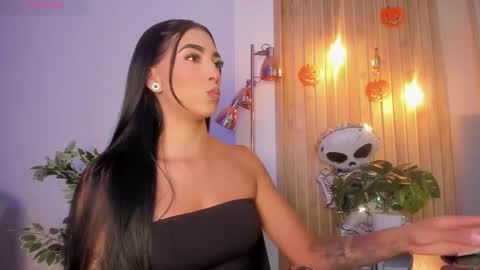 Ari Robert online show from October 2025 02:12:02 AM