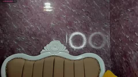 arisha_lee2 online show from March 2025 07:04:02 AM