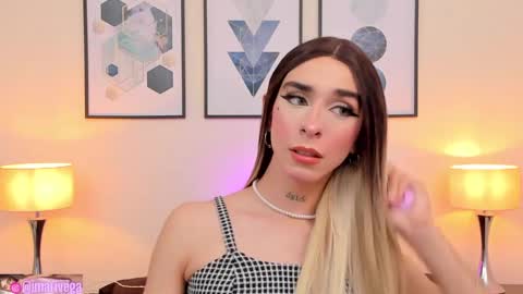   Nice to meet you  thumb up me please its important I  LOOK MY BIO DOWN online show from January 2025 11:30:01 PM