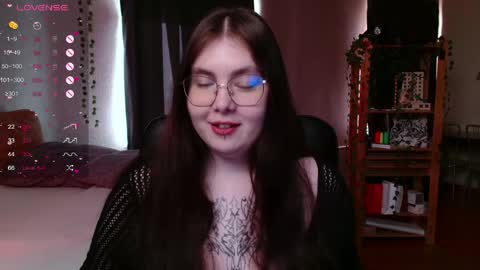 Snapshot of arizonaa_muse chatting on June 2026 11:45:02 AM Astrid online show from June 2026 11:45:02 AM