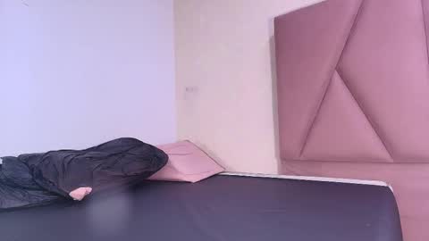 Arleth  online show from October 2025 03:02:02 AM