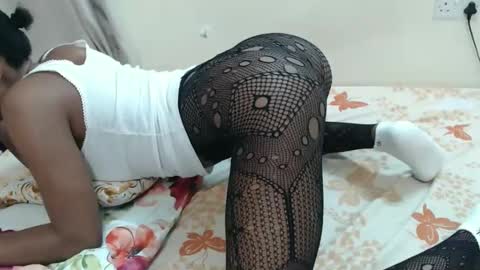 Lyn online show from October 2025 02:29:01 PM