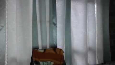 Snapshot of armando_2002 chatting on November 2025 06:50:01 PM ARMANDO online show from November 2025 06:50:01 PM