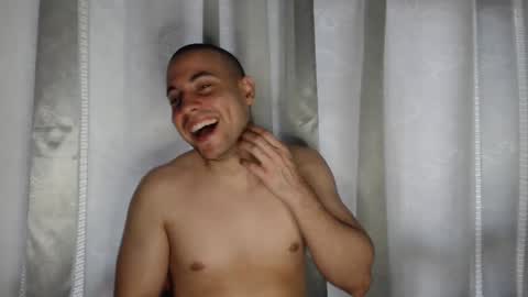 Snapshot of armando_2002 chatting on November 2025 06:08:01 PM ARMANDO online show from November 2025 06:08:01 PM