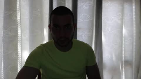 Snapshot of armando_2002 chatting on November 2025 05:25:01 PM ARMANDO online show from November 2025 05:25:01 PM