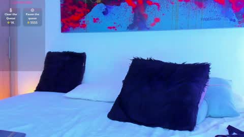   online show from February 2025 04:57:02 AM