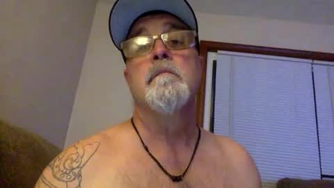 Snapshot of armyguy5311 chatting on May 2026 09:58:02 AM armyguy5311 online show from May 2026 09:58:02 AM