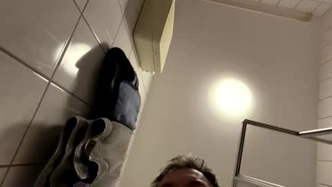 armyskater32 online show from April 2026 08:47:01 PM