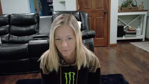 Samantha - Sammie online show from January 2025 04:50:02 PM