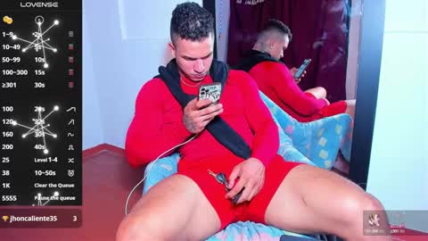 Snapshot of arnold_sexy_hot98 chatting on January 2025 12:34:02 AM arnold sexy hot98 online show from January 2025 12:34:02 AM