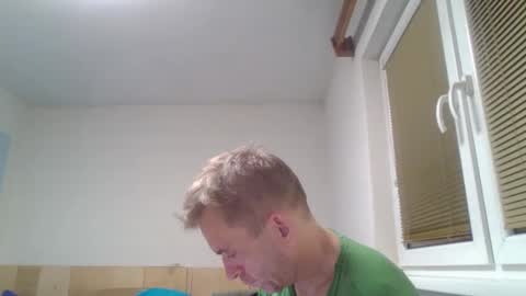 aromannn online show from December 2025 04:25:01 PM