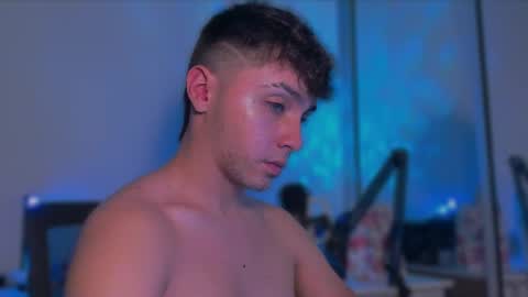 aron__cooper online show from March 2025 01:00:02 AM