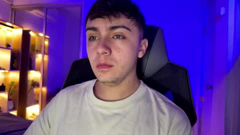 aron__cooper online show from September 2025 02:00:02 AM