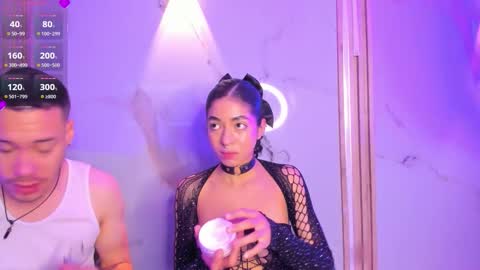 aron and molly online show from November 2025 12:16:02 PM