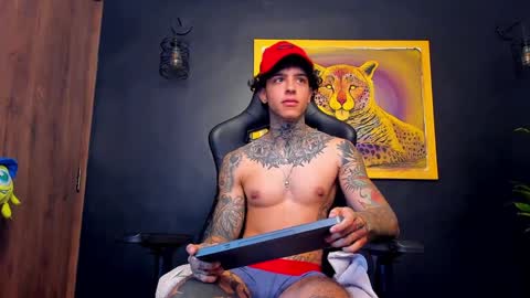 Snapshot of aron_ford chatting on February 2025 12:37:01 PM Aron ford online show from February 2025 12:37:01 PM