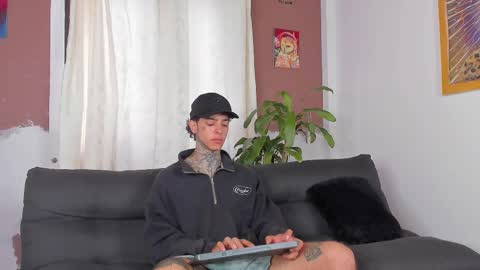 Aron ford online show from October 2025 01:19:01 PM