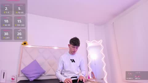 Snapshot of aron_tay chatting on December 2024 04:15:02 AM your aron online show from December 2024 04:15:02 AM