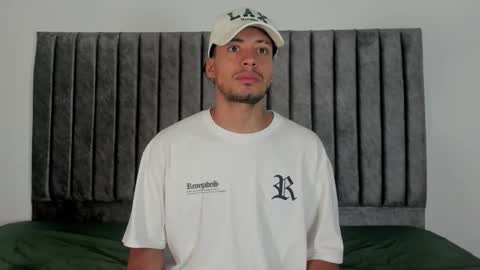 Snapshot of aroncooper1 chatting on October 2025 11:40:01 AM aron cooper online show from October 2025 11:40:01 AM