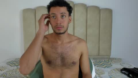 Snapshot of aroncooper1 chatting on October 2025 02:26:01 PM aron cooper online show from October 2025 02:26:01 PM