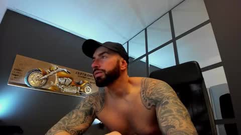 AronGrant online show from January 2025 05:48:02 AM