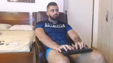 aronmiller online show from December 2024 08:49:02 PM