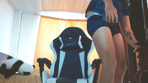 aronmiller online show from January 2025 08:13:01 PM