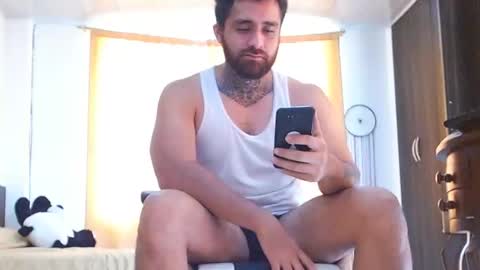 aronmiller online show from February 2025 01:48:02 PM