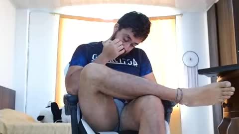 aronmiller online show from February 2025 01:01:01 PM