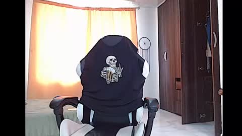 aronmiller online show from March 2025 01:40:02 PM