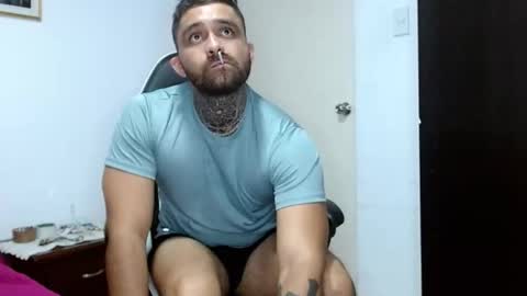 aronmiller online show from September 2025 04:11:01 PM