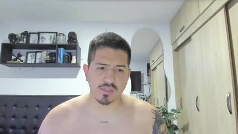 Snapshot of aronwilliams69 chatting on September 2025 11:49:01 PM ARON Independent model online show from September 2025 11:49:01 PM