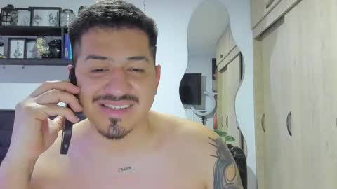 ARON  Independent model  online show from December 2025 02:32:02 AM